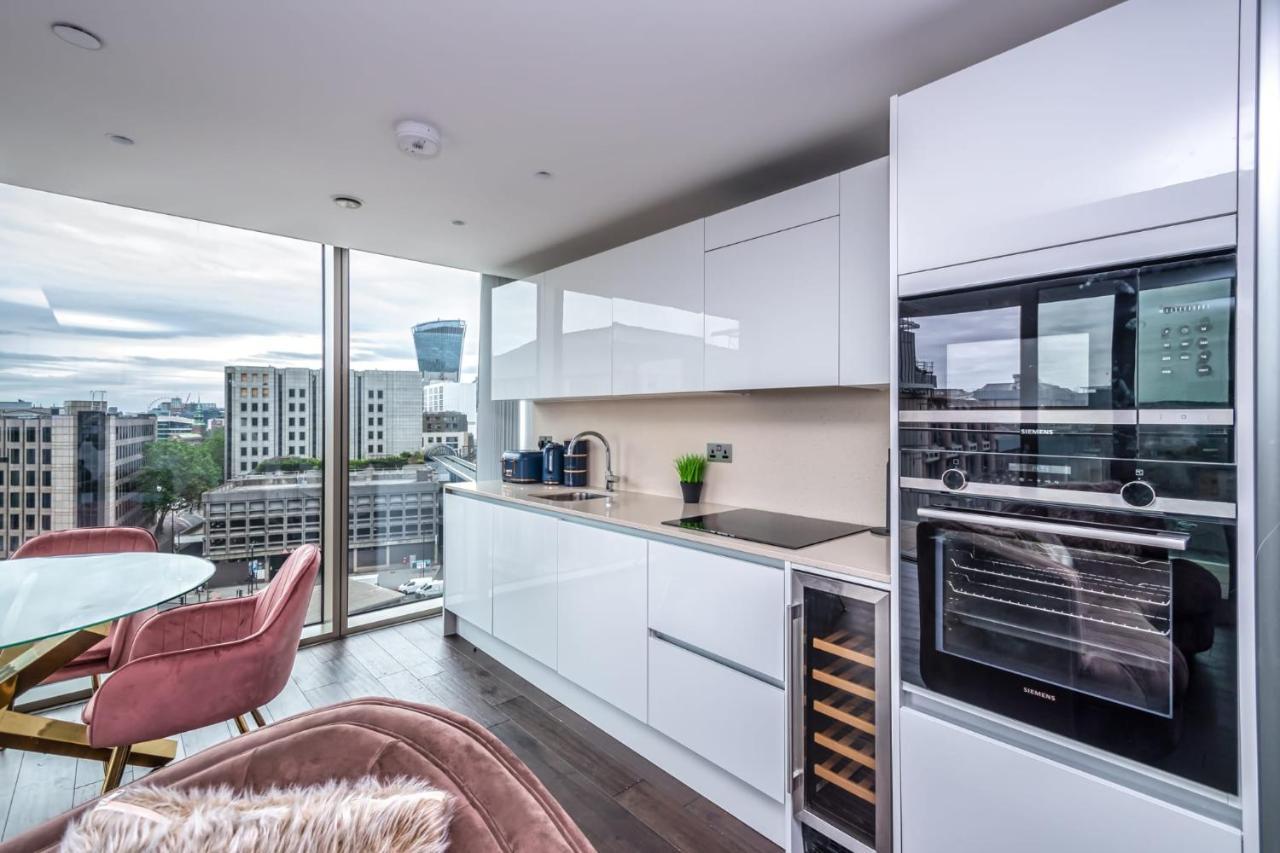 Luxury 2 Bedroom Apartment In Tower Hill Londra Exterior foto