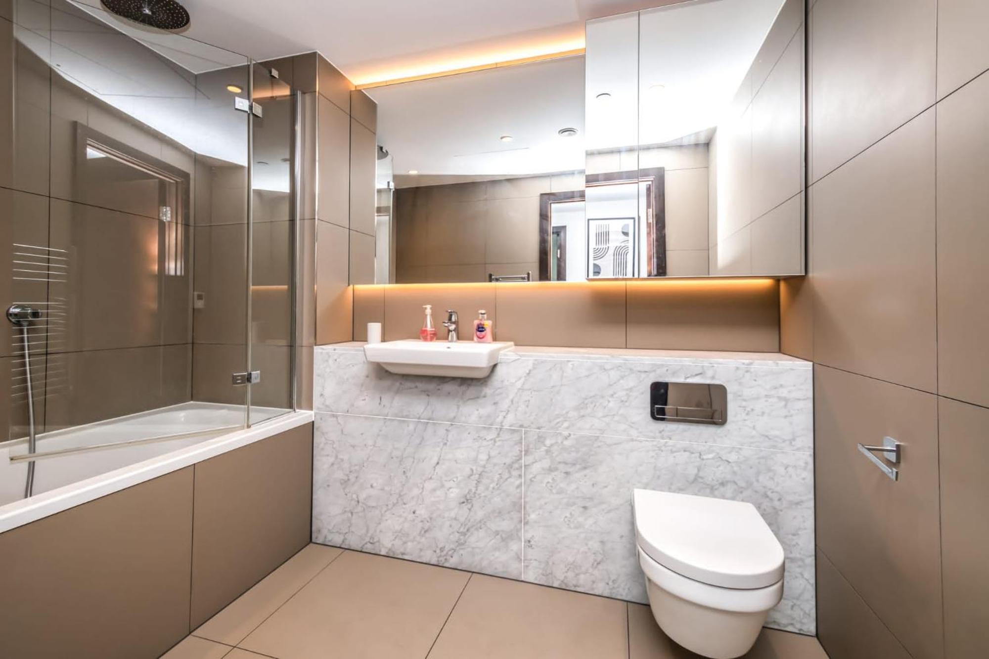 Luxury 2 Bedroom Apartment In Tower Hill Londra Exterior foto